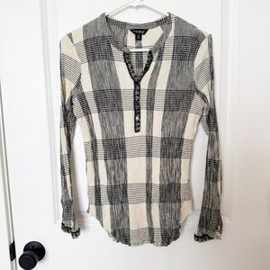 Lucky Brand Womens Y2K Crinkle Henley Top Size Medium Checker Soft Grunge Indie